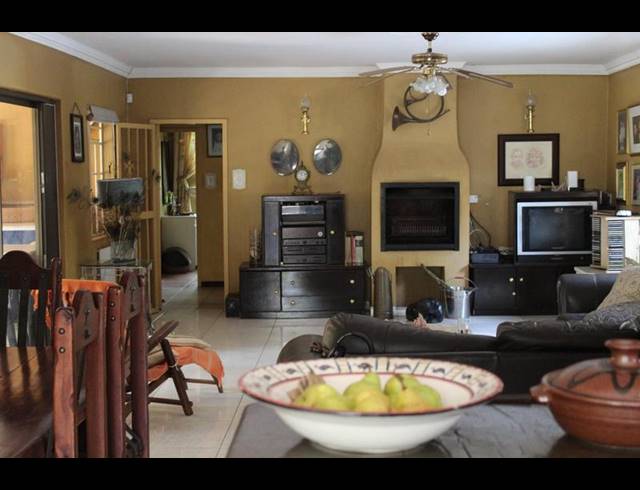 FARM FOR SALE IN GLEN AUSTIN